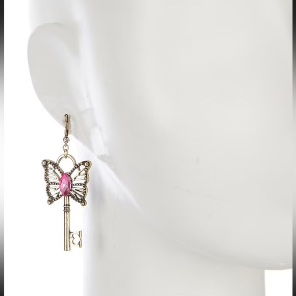 Boho Butterfly Lock & Key Crystal Mismatched Drop Earrings - Picture 6 of 6